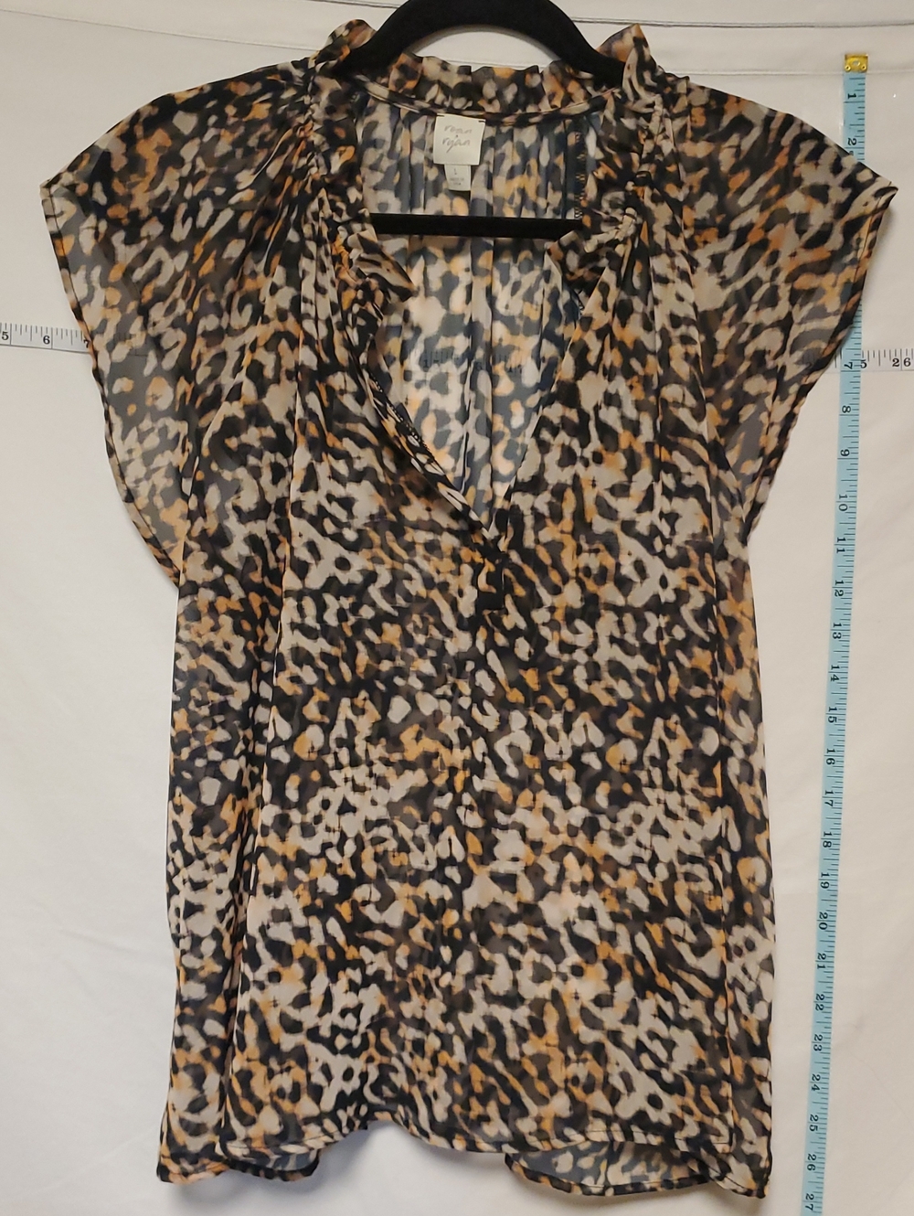 Roan + Ryan Silk Leopard Flutter Short Sleeve Date Night Party Layering Lg